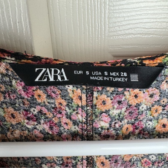 Zara Floral Mini Dress Size S - Picture 5 of 10
